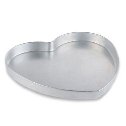 American Metalcraft - HPP16 - 16 in Heart Shaped Pizza Pan image